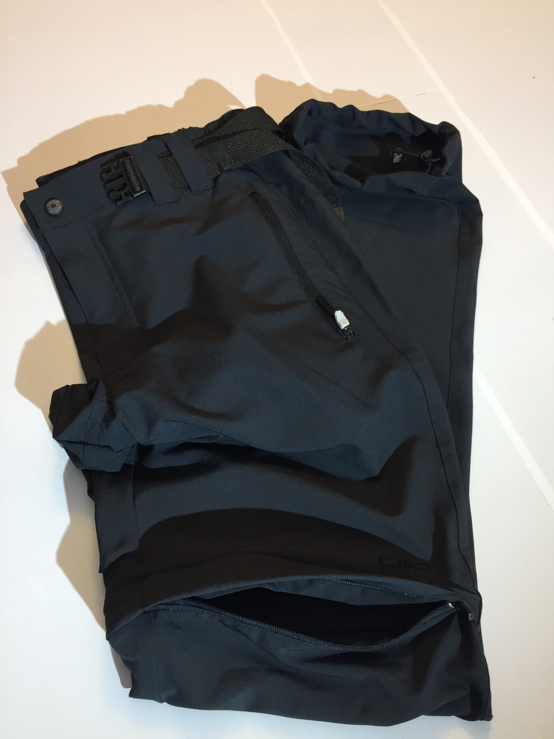 Visita lo Store di CMPCMP Kurze Stretchhose mit Dry-Function-technologie Pantaloni Uomo 